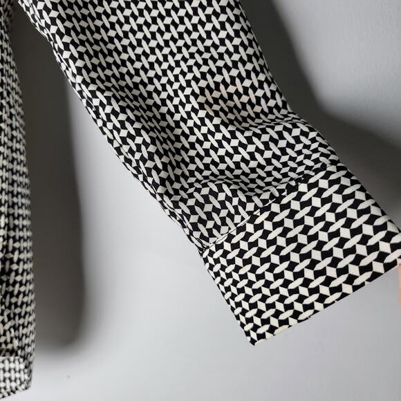 Talbots Blouse Small Black White Houndstooth Long Sleeve Work Top Career Wear - Picture 4 of 11